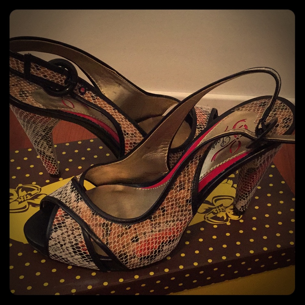 NWOT Peep Toe Strap Sandals